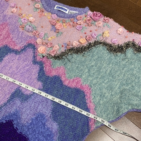 Vintage Pastel Colour Block Knit Sweater w/ Flower & Bead Details - Picture 8 of 9
